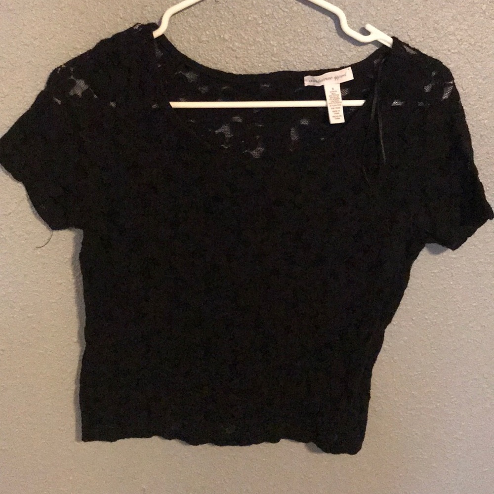 Black crop top